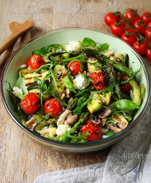 Insalata con verdure grigliate
